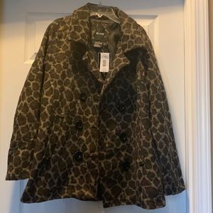Me Jane Leopard Print Peacoat size medium